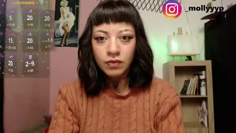 Snapshot of emy_molly chatting on 10, 3, 2025 emy_molly online show from 10, 3, 2025