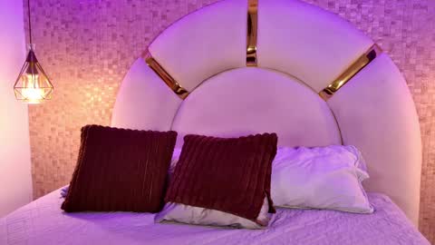 Snapshot of emy_rosse25 chatting on 7, 4, 2026 Emy online show from 7, 4, 2026