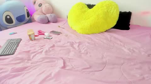 Im Emily would you like to help me reach 100  online show from 13, 5, 2026