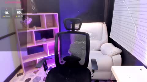 Emy Silver online show from 5, 12, 2024