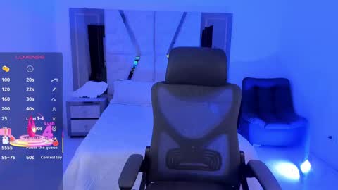 Emy Silver online show from 15, 2, 2025