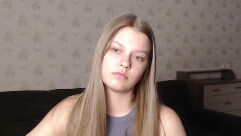 Snapshot of emysway chatting on 23, 2, 2025 EmySway online show from 23, 2, 2025