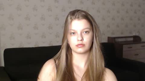Snapshot of emysway chatting on 25, 2, 2025 EmySway online show from 25, 2, 2025