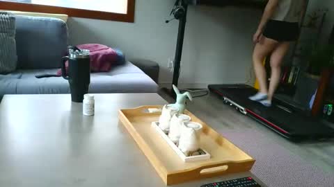 emyxxl online show from 13, 4, 2026