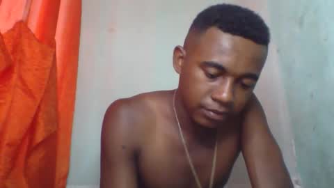 Snapshot of enarson chatting on 15, 4, 2026 enarson online show from 15, 4, 2026