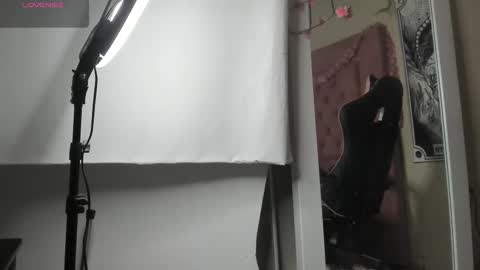   Schedule 600a.m - 200p.m Col hour online show from 28, 2, 2025