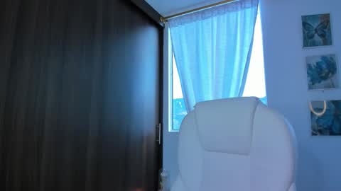 Snapshot of engel_brunet chatting on 23, 9, 2025 juliana online show from 23, 9, 2025