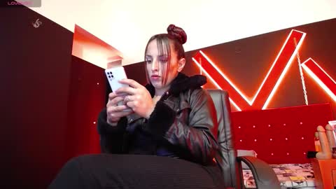 Engel online show from 26, 10, 2025