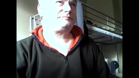 englishguysurrey online show from 27, 10, 2025