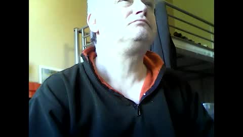 englishguysurrey online show from 28, 10, 2025