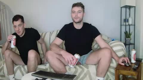 Englishladxxx online show from 16, 2, 2025