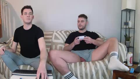 Englishladxxx online show from 28, 2, 2025
