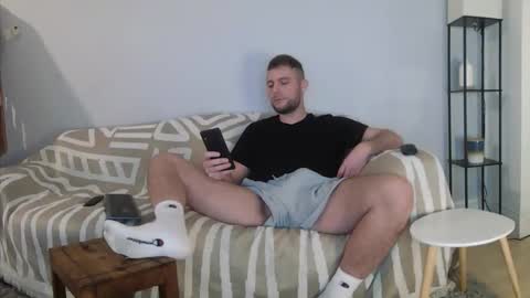 Englishladxxx online show from 28, 11, 2025