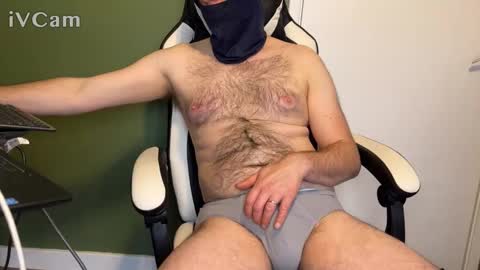 englishshyguyuk online show from 15, 3, 2026