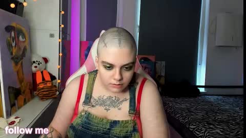 enigmastella online show from 18, 1, 2026