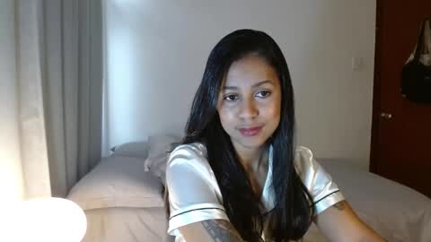 Snapshot of enithsun chatting on 4, 12, 2024 enithsun online show from 4, 12, 2024