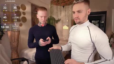 Snapshot of enjohnny chatting on 24, 9, 2025 Johnny online show from 24, 9, 2025