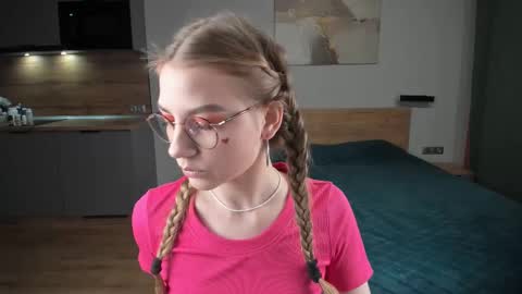 EnjoyEveryMoment online show from 14, 2, 2025