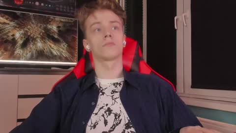 Snapshot of enkeer chatting on 16, 11, 2025 Enker online show from 16, 11, 2025