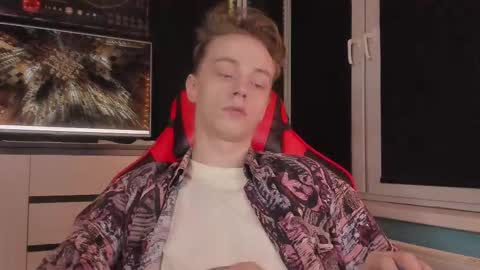 Snapshot of enkeer chatting on 22, 11, 2025 Enker online show from 22, 11, 2025