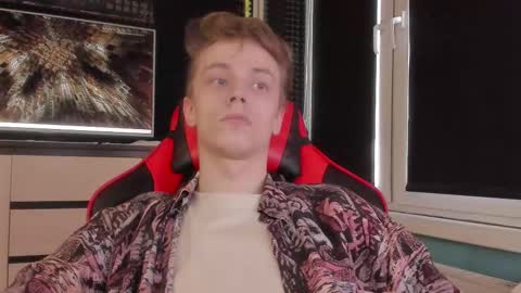 Snapshot of enkeer chatting on 18, 3, 2026 Enker online show from 18, 3, 2026