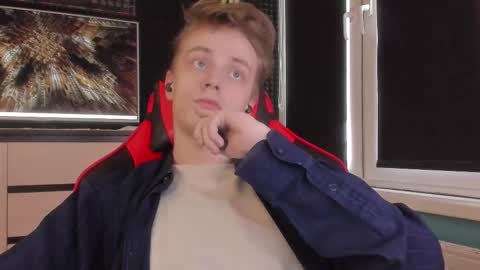 Snapshot of enkeer chatting on 25, 3, 2026 Enker online show from 25, 3, 2026