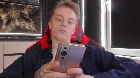 Snapshot of enkeer chatting on 30, 3, 2026 Enker online show from 30, 3, 2026