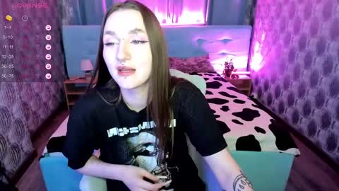 Snapshot of enn_allenn chatting on 29, 12, 2024 enn_allenn online show from 29, 12, 2024