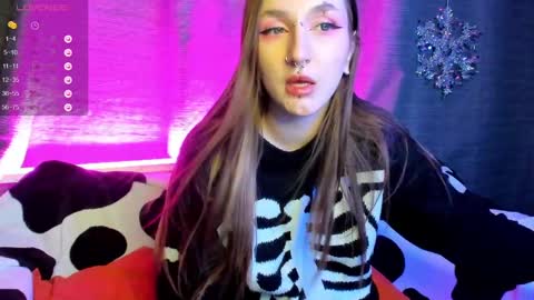 Snapshot of enn_allenn chatting on 13, 1, 2025 enn_allenn online show from 13, 1, 2025