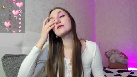 Snapshot of enn_allenn chatting on 25, 1, 2025 enn_allenn online show from 25, 1, 2025