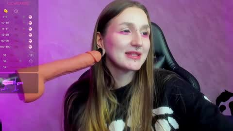 Snapshot of enn_allenn chatting on 14, 2, 2025 enn_allenn online show from 14, 2, 2025