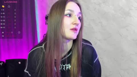 Snapshot of enn_allenn chatting on 9, 3, 2025 enn_allenn online show from 9, 3, 2025