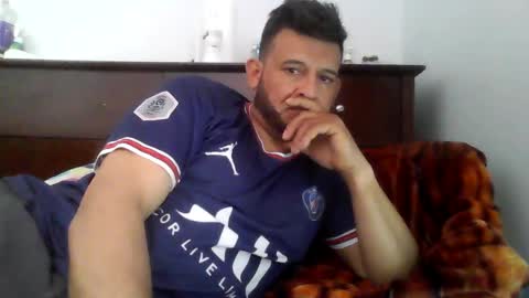 Snapshot of enri1212 chatting on 4, 10, 2025 enri1212 online show from 4, 10, 2025