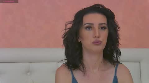 Snapshot of enyahazell chatting on 14, 9, 2025 enyahazell online show from 14, 9, 2025