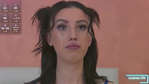 Snapshot of enyahazell chatting on 21, 9, 2025 enyahazell online show from 21, 9, 2025