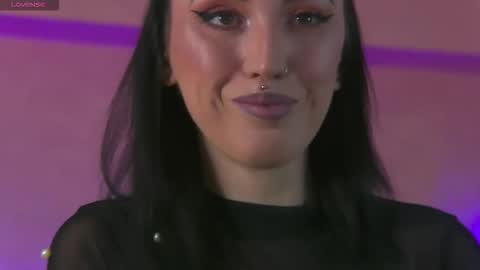 enyahazell online show from 15, 12, 2025