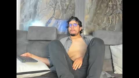 Enzo online show from 15, 12, 2025