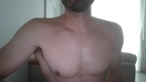 Snapshot of enzoleozi1991 chatting on 1, 1, 2025 enzoleozi1991 online show from 1, 1, 2025