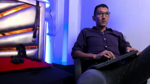 Enzo Pratt online show from 25, 2, 2025