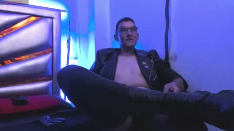 Enzo Pratt online show from 26, 2, 2025