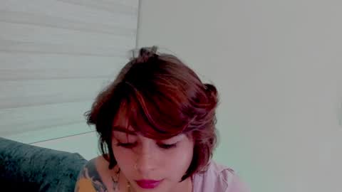 Leyla online show from 22, 2, 2025
