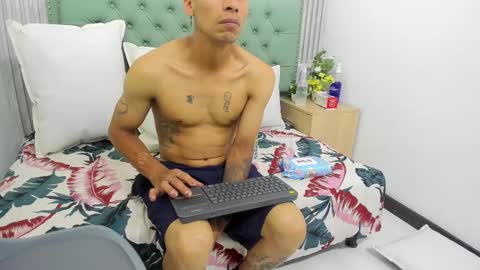 Snapshot of erack_and_emmy chatting on 23, 9, 2025 erack_and_emmy online show from 23, 9, 2025