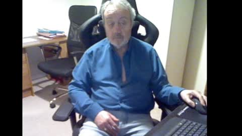 erasmus_d online show from 3, 1, 2025