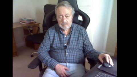 erasmus_d online show from 27, 1, 2025