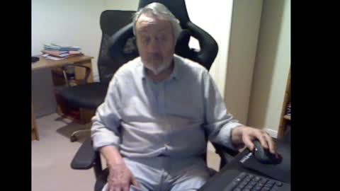 erasmus_d online show from 30, 1, 2025