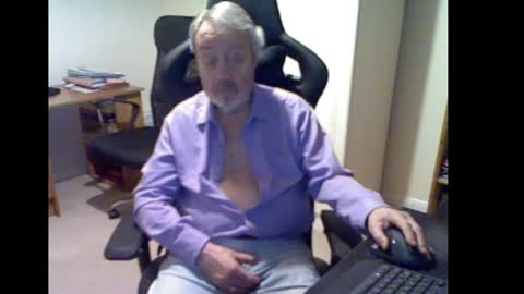 erasmus_d online show from 1, 2, 2025