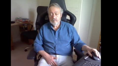 erasmus_d online show from 4, 2, 2025