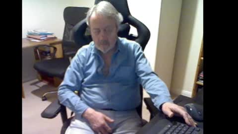 erasmus_d online show from 14, 2, 2025