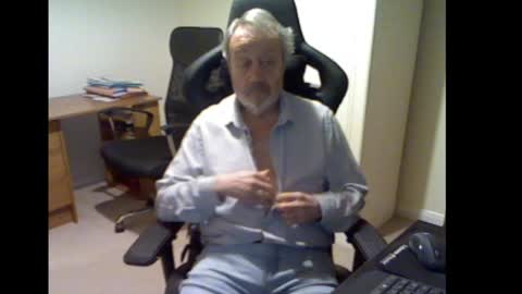 erasmus_d online show from 23, 2, 2025