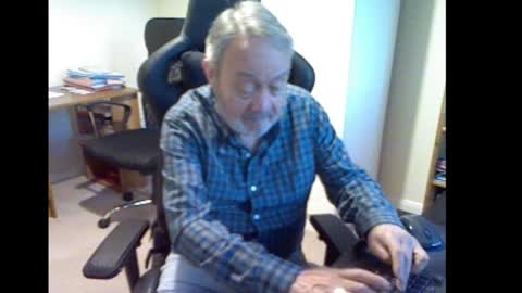 erasmus_d online show from 28, 2, 2025